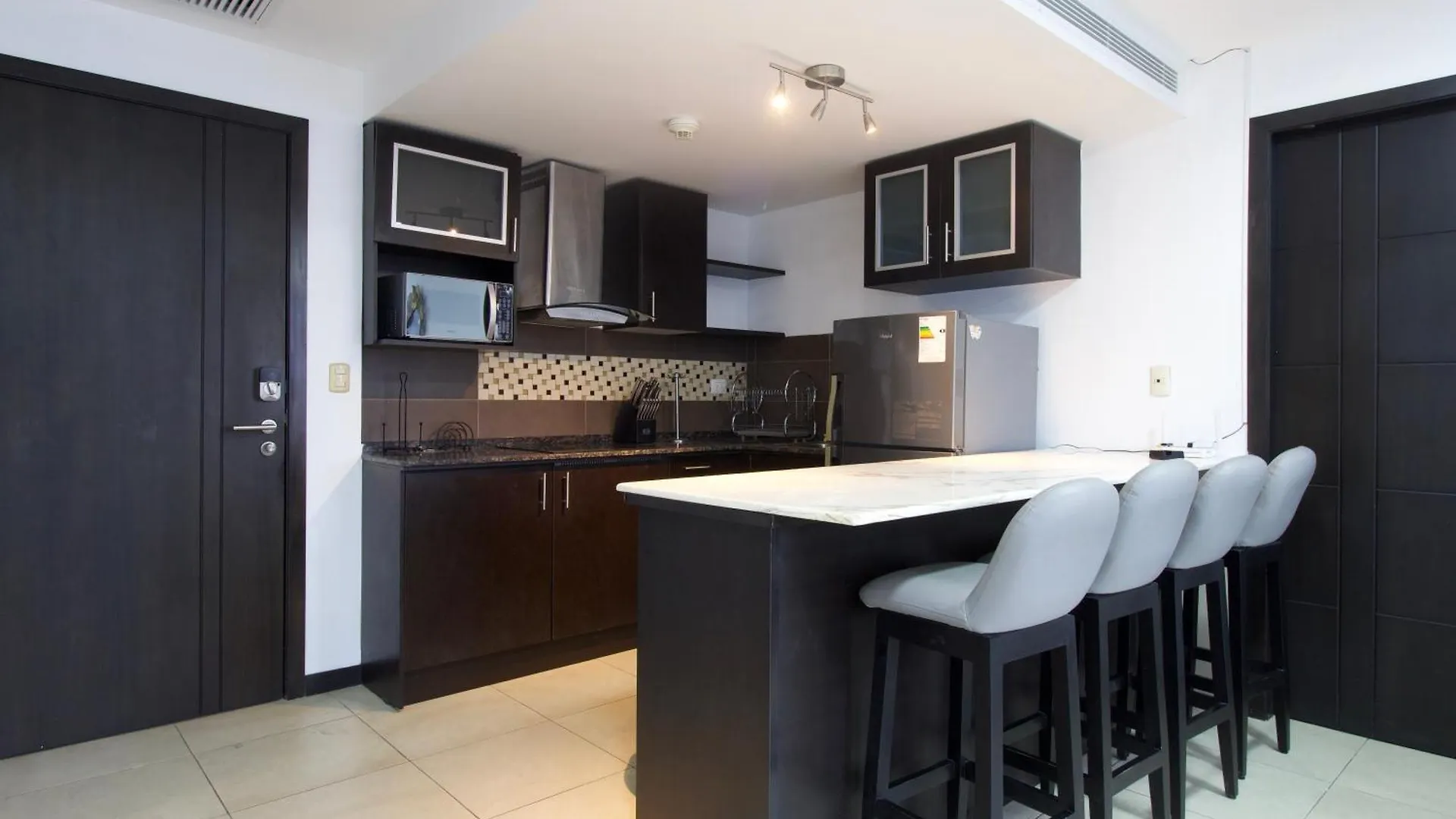Lägenhet Departamento De 2 Habitaciones Vista Al Rio Guayaquil