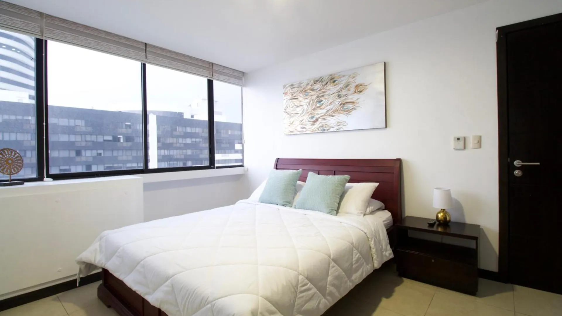 Departamento De 2 Habitaciones Vista Al Rio جواياكيل 0*,